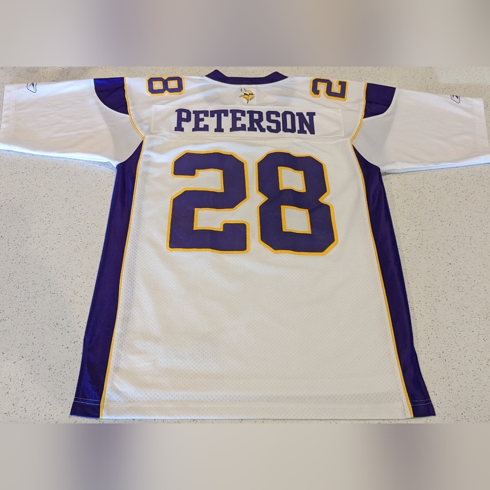 Authentic Minnesota Vikings Adrian Peterson #28 Away Jersey - Reebok Size Medium